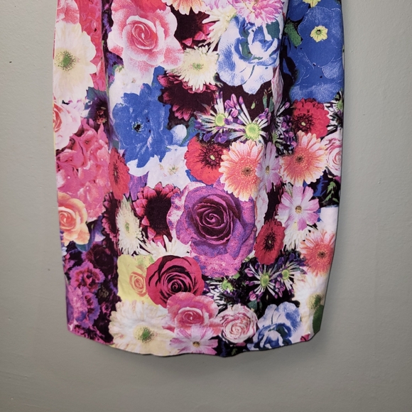 GUESS EUC Vibrant Multicolor "Ava April Showers" Bodycon Cotton Dress - Size 2 - Picture 7 of 12